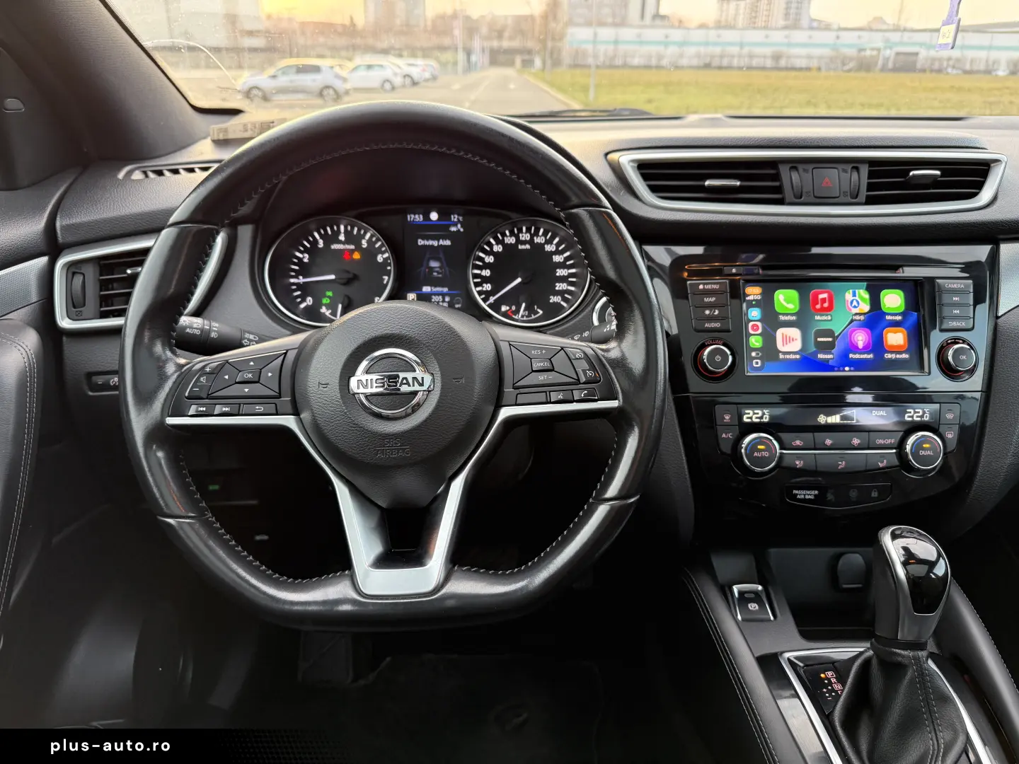 Nissan Qashqai J11 Facelift TEKNA - Istoric Service