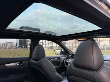 Nissan Qashqai J11 Facelift TEKNA - Istoric Service