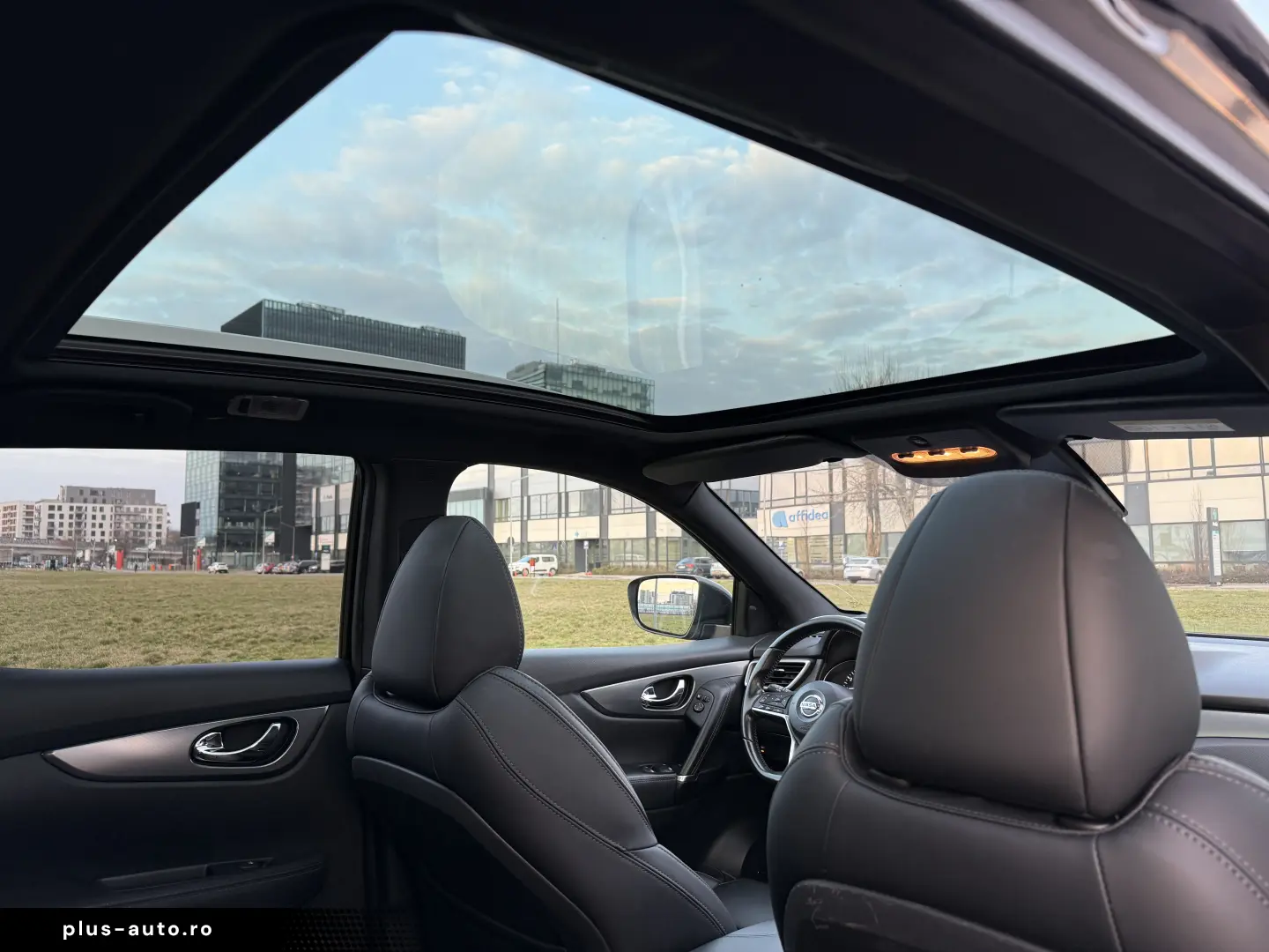 Nissan Qashqai J11 Facelift TEKNA - Istoric Service