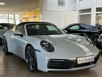 PORSCHE 992 (911) Targa 4  PASM BOSE SiTZBE LED ABGAS