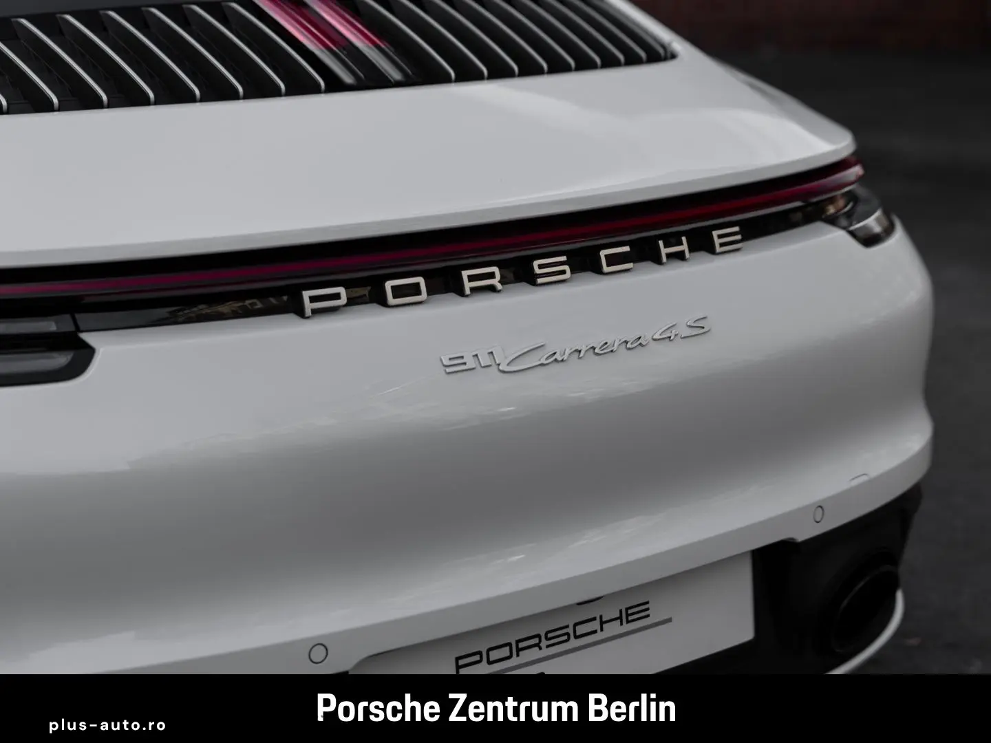 PORSCHE 992 911 Carrera 4S Sportabgas BOSE LED 1-Hand