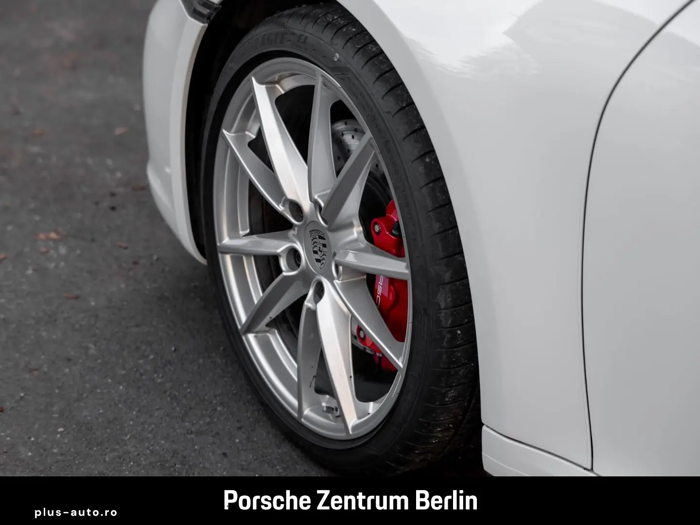 PORSCHE 992 911 Carrera 4S Sportabgas BOSE LED 1-Hand