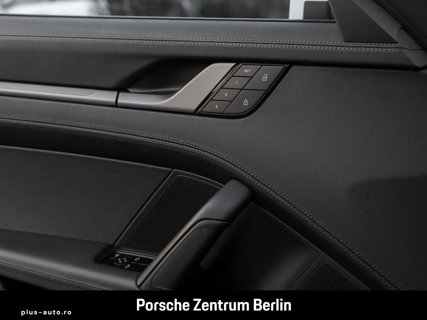 PORSCHE 992 911 Carrera 4S Sportabgas BOSE LED 1-Hand