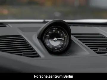 PORSCHE 992 911 Carrera 4S Sportabgas BOSE LED 1-Hand