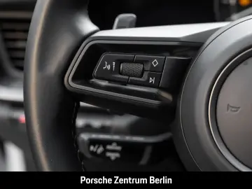 PORSCHE 992 911 Carrera 4S Sportabgas BOSE LED 1-Hand