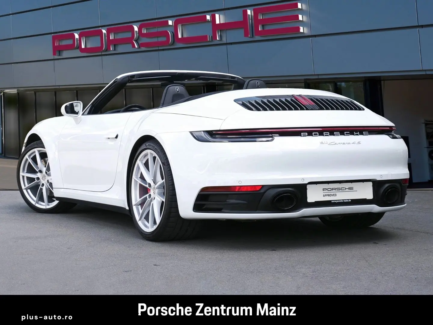 PORSCHE 992 911 Carrera 4S Cabriolet Sportabgas BOSE