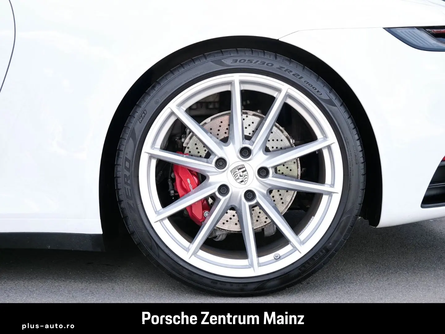 PORSCHE 992 911 Carrera 4S Cabriolet Sportabgas BOSE