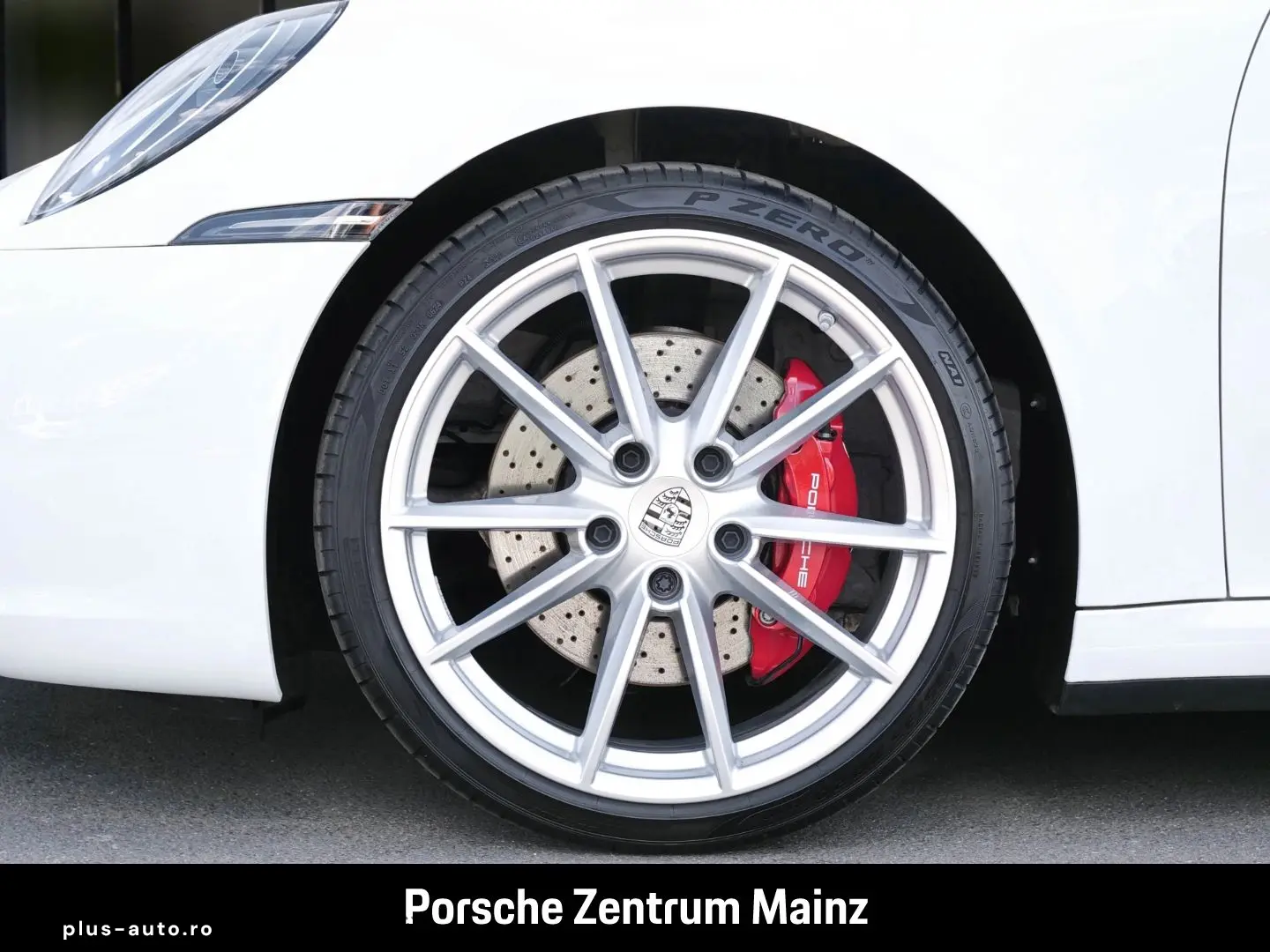 PORSCHE 992 911 Carrera 4S Cabriolet Sportabgas BOSE