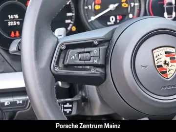 PORSCHE 992 911 Carrera 4S Cabriolet Sportabgas BOSE