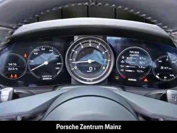 PORSCHE 992 911 Carrera 4S Cabriolet Sportabgas BOSE