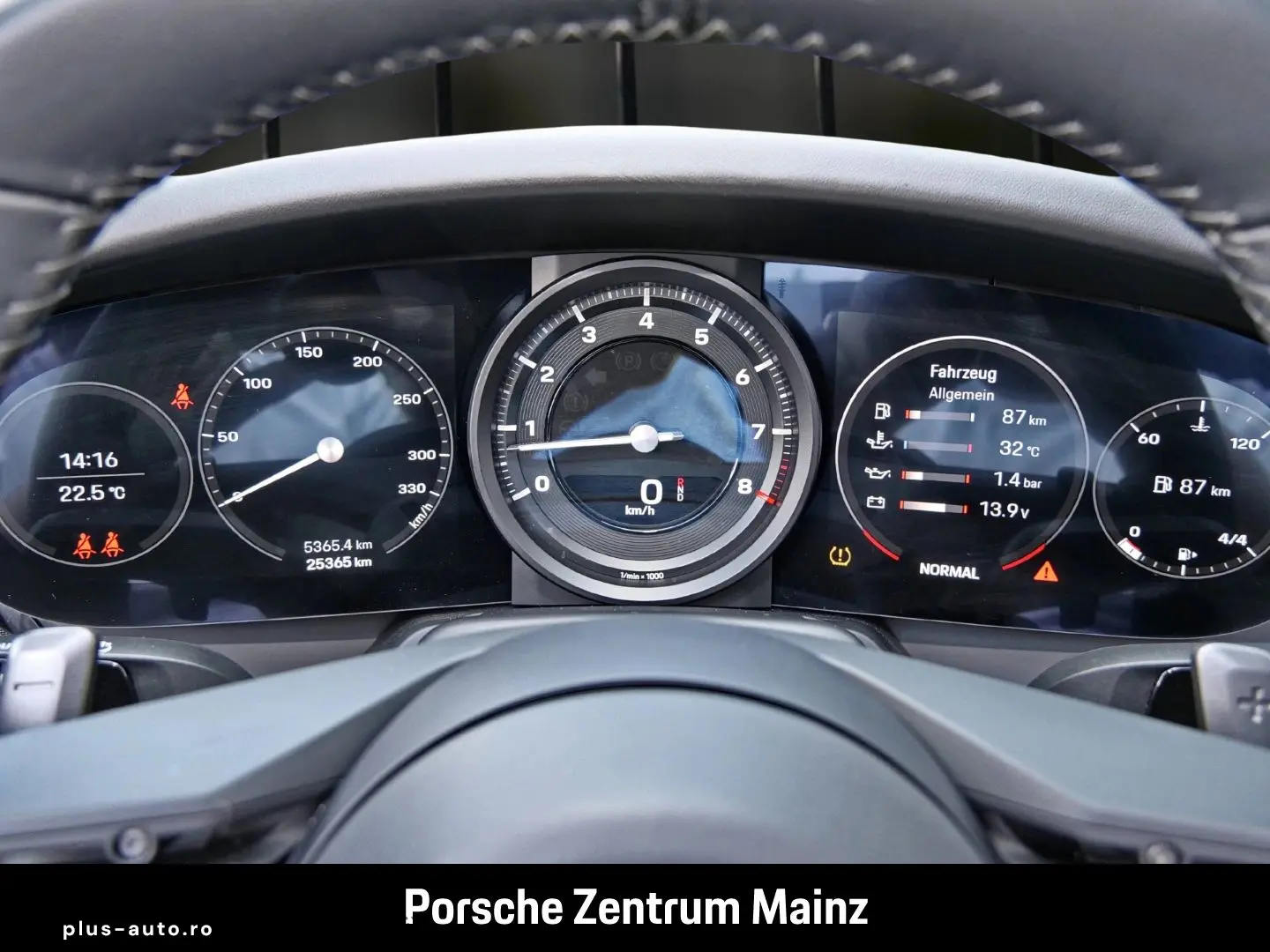 PORSCHE 992 911 Carrera 4S Cabriolet Sportabgas BOSE