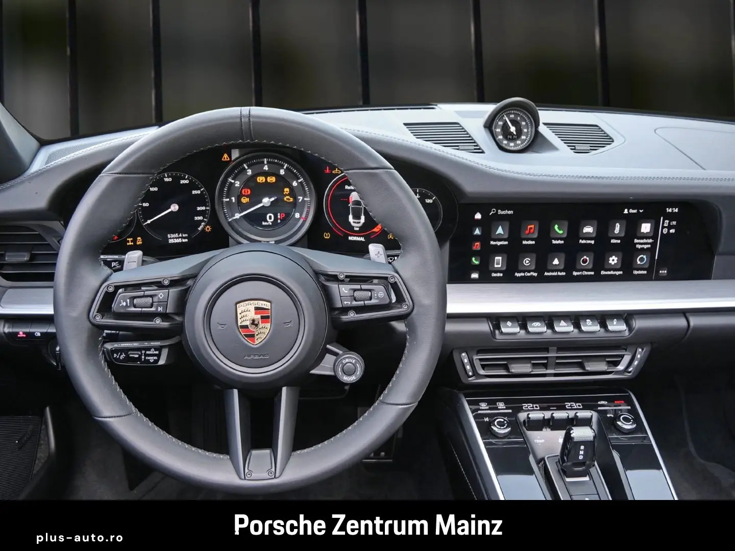 PORSCHE 992 911 Carrera 4S Cabriolet Sportabgas BOSE