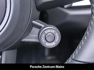 PORSCHE 992 911 Carrera 4S Cabriolet Sportabgas BOSE