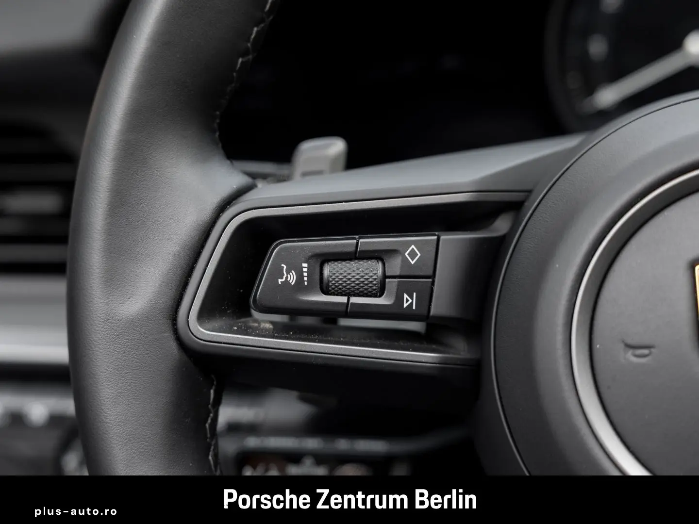 PORSCHE 992 911 Targa 4S BOSE Sportabgas Rückfahrkamera