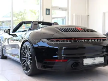 PORSCHE 992 911 Carrera 4S Cabrio Dt 1.Hd Chrono Sp.Abg.