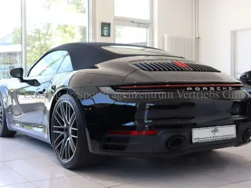 PORSCHE 992 911 Carrera 4S Cabrio Dt 1.Hd Chrono Sp.Abg.