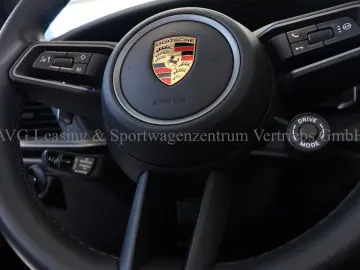 PORSCHE 992 911 Carrera 4S Cabrio Dt 1.Hd Chrono Sp.Abg.