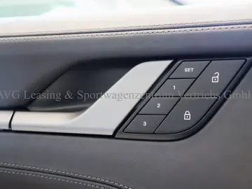 PORSCHE 992 911 Carrera 4S Cabrio Dt 1.Hd Chrono Sp.Abg.