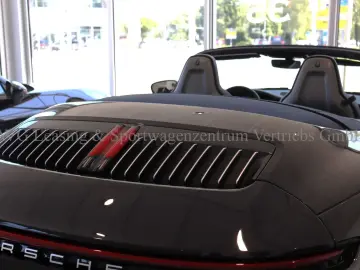 PORSCHE 992 911 Carrera 4S Cabrio Dt 1.Hd Chrono Sp.Abg.