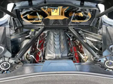 Corvette C8 E-Ray 3LZ 2025  Front Lift System