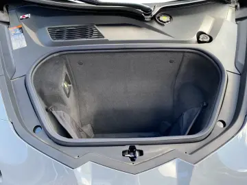 Corvette C8 E-Ray 3LZ 2025  Front Lift System