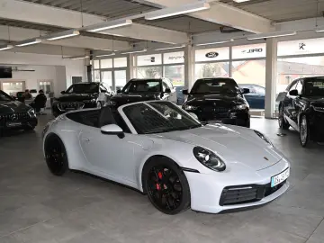 PORSCHE 911 Carrera 4S Cabriolet  LIFT CHRONO HA-LENKUNG