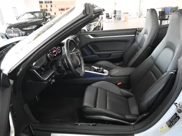 PORSCHE 911 Carrera 4S Cabriolet  LIFT CHRONO HA-LENKUNG