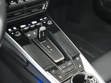 PORSCHE 911 Carrera 4S Cabriolet  LIFT CHRONO HA-LENKUNG