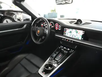 PORSCHE 911 Carrera 4S Cabriolet  LIFT CHRONO HA-LENKUNG