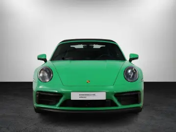 PORSCHE 911 Carrera 4 GTS Cabriolet