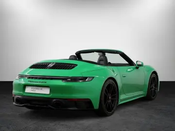 PORSCHE 911 Carrera 4 GTS Cabriolet