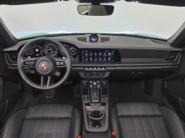 PORSCHE 911 Carrera 4 GTS Cabriolet