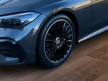 MERCEDES-BENZ CLE 300 4M Cabrio AMG NIGHT MEMORY 360