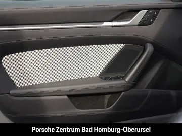 PORSCHE 992 911 Targa 4S Heritage Design Paket InnoDrive