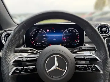 MERCEDES-BENZ CLE 300 4M Cabrio AMG AHK MEMO 360 KAM LED