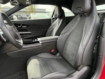 MERCEDES-BENZ CLE 300 4M Cabrio AMG AHK MEMO 360 KAM LED