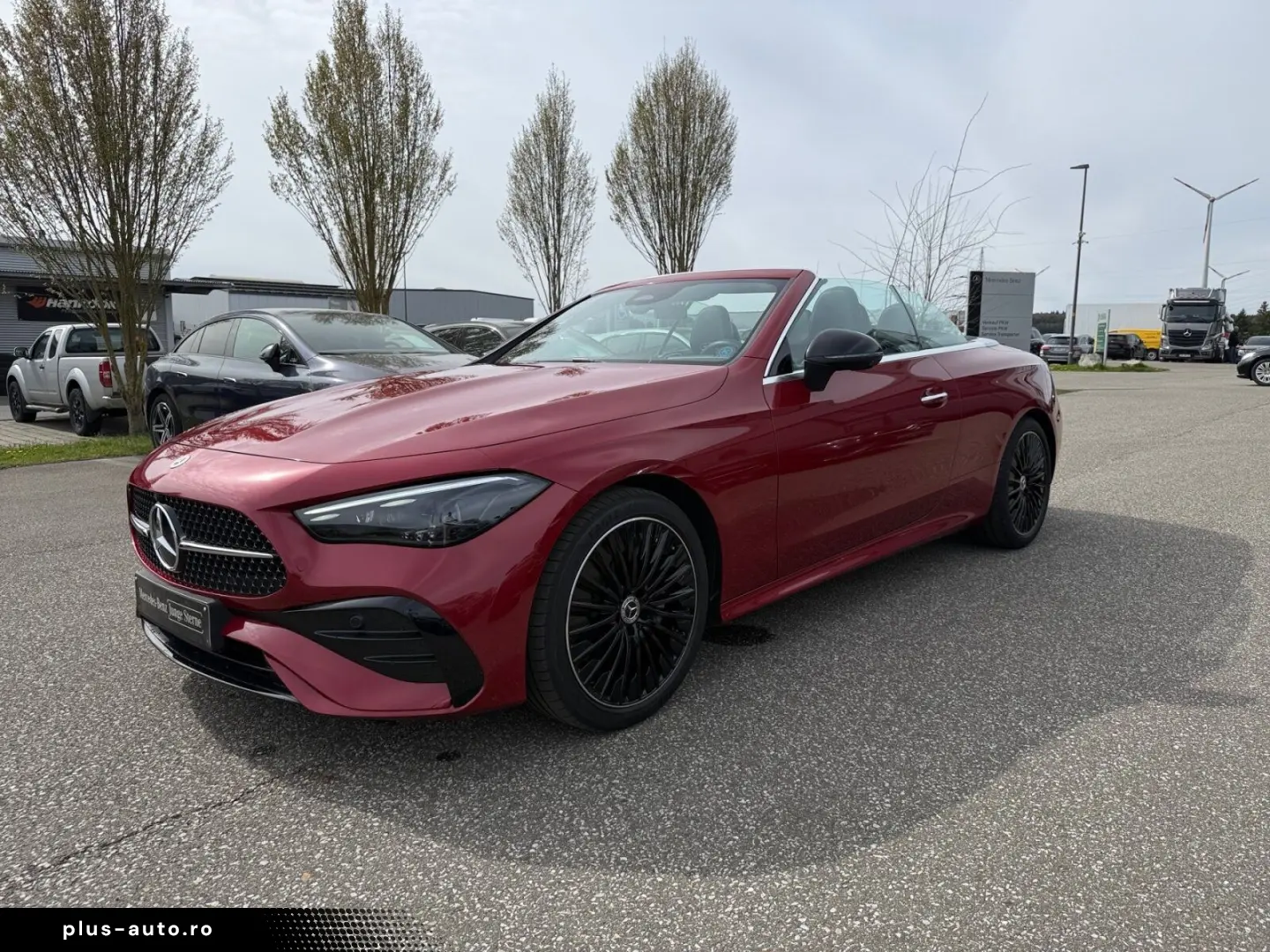 MERCEDES-BENZ CLE 300 4M Cabrio AMG AHK MEMO 360 KAM LED