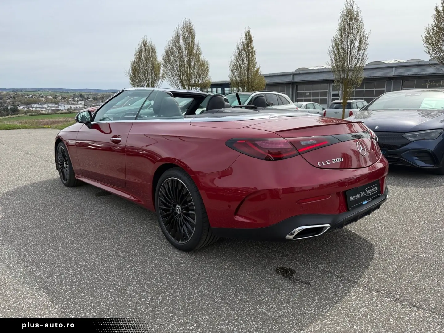 MERCEDES-BENZ CLE 300 4M Cabrio AMG AHK MEMO 360 KAM LED