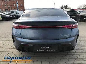 BYD Seal