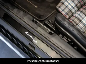 PORSCHE 992 911 Turbo 50 Jahre Burmester Nachtsicht LED
