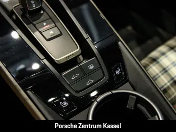 PORSCHE 992 911 Turbo 50 Jahre Burmester Nachtsicht LED