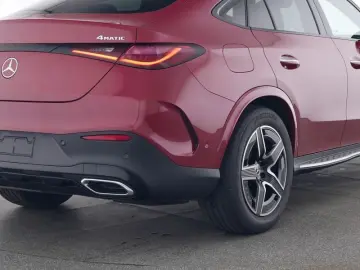 MERCEDES-BENZ GLC 300d Coupé AMG Prem DISTRO Burm AI…