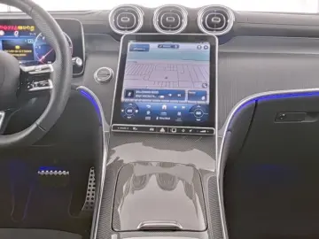 MERCEDES-BENZ GLC 300d Coupé AMG Prem DISTRO Burm AI…