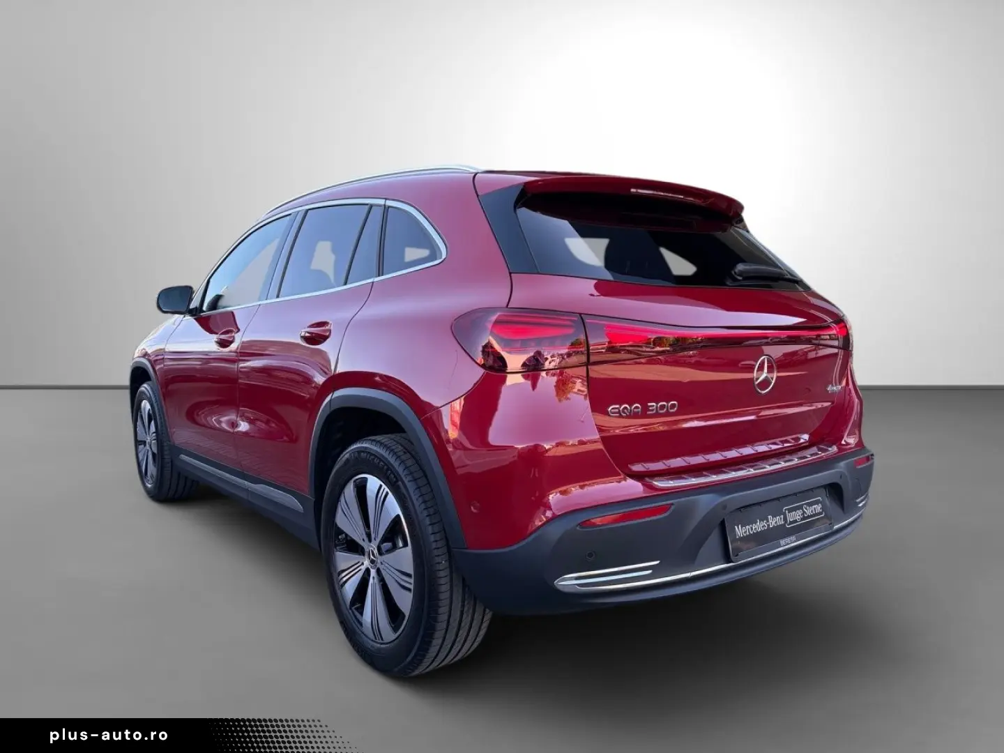 MERCEDES-BENZ EQA 300 4M Progressive Pano Distronic &hellip;