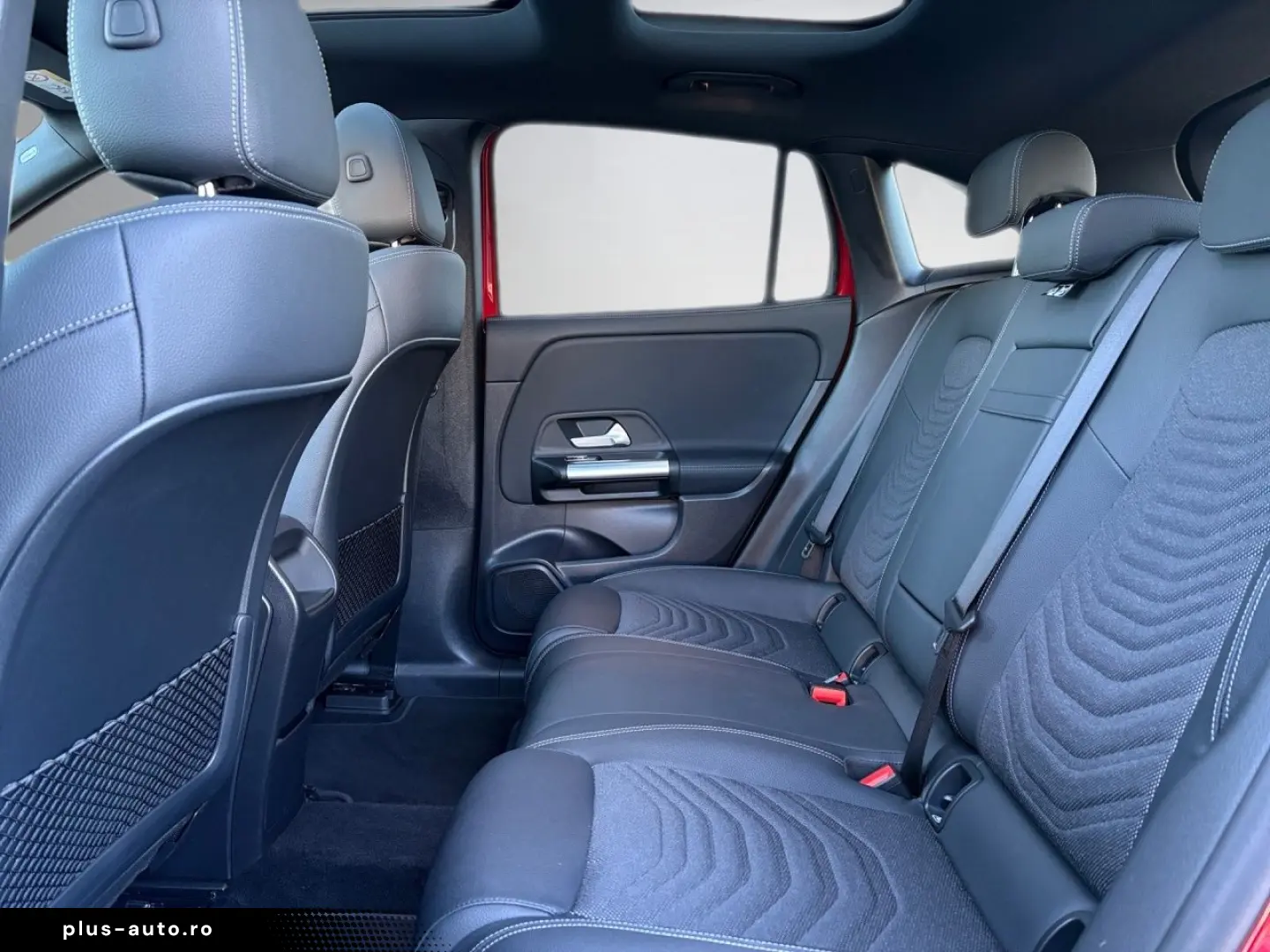 MERCEDES-BENZ EQA 300 4M Progressive Pano Distronic &hellip;