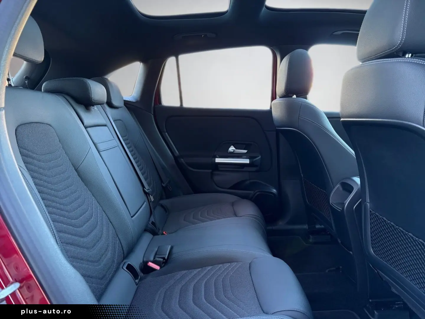 MERCEDES-BENZ EQA 300 4M Progressive Pano Distronic &hellip;