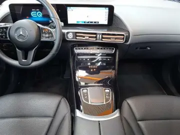 MERCEDES-BENZ EQC 400 4MATIC Fahrassistenz-Paket
