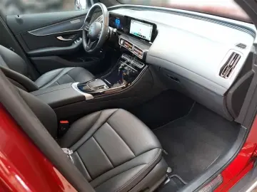 MERCEDES-BENZ EQC 400 4MATIC Fahrassistenz-Paket