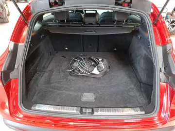 MERCEDES-BENZ EQC 400 4MATIC Fahrassistenz-Paket