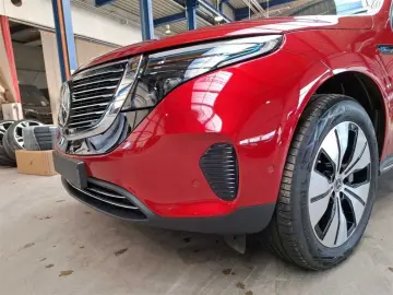MERCEDES-BENZ EQC 400 4MATIC Fahrassistenz-Paket